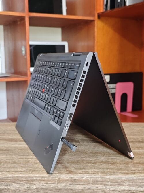 ThinkPad X1 Yoga Gen 4 (Intel core i5)